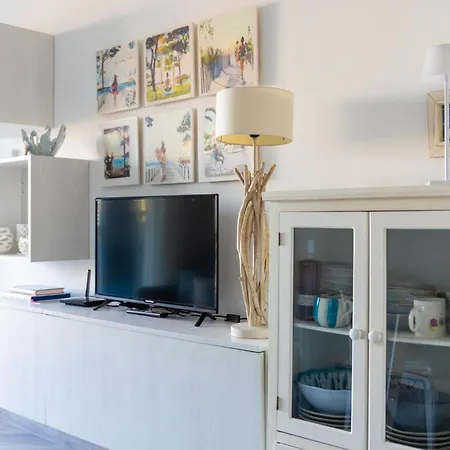 Perla Abernathy - With Garden & Swimming Pool On Liguria West Coast Appartement