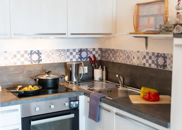 Appartement Perla Abernathy - With Garden & Swimming Pool On Liguria West Coast