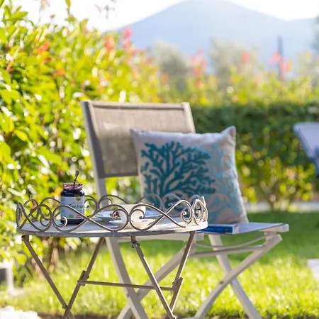 Perla Abernathy - With Garden & Swimming Pool On Liguria West Coast Apartment Boissano