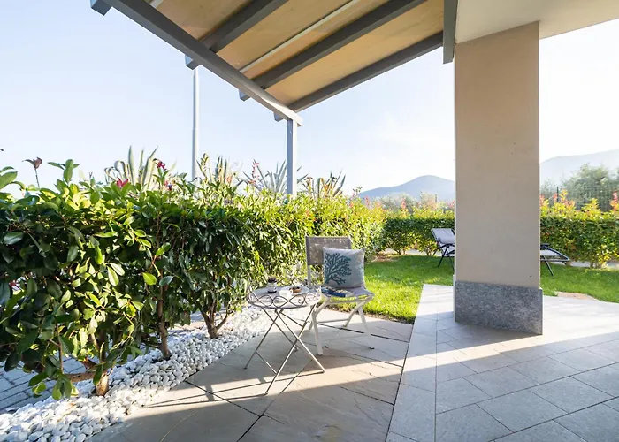 Lägenhet Perla Abernathy - With Garden & Swimming Pool On Liguria West Coast *