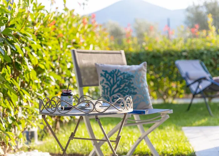 Perla Abernathy - With Garden & Swimming Pool On Liguria West Coast Lägenhet Boissano